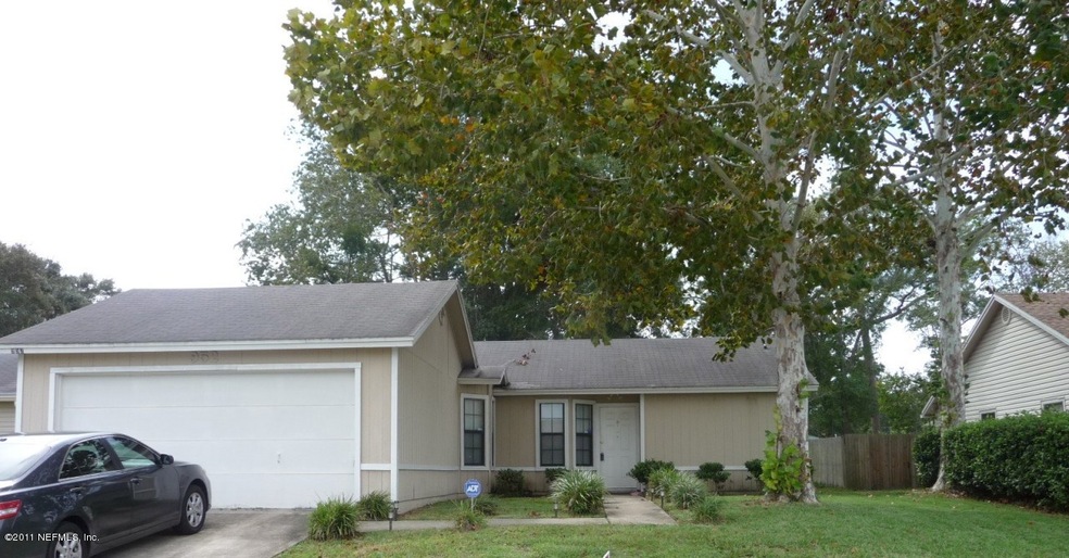 952 Aries Rd W, Jacksonville, FL 32216 - photo 1