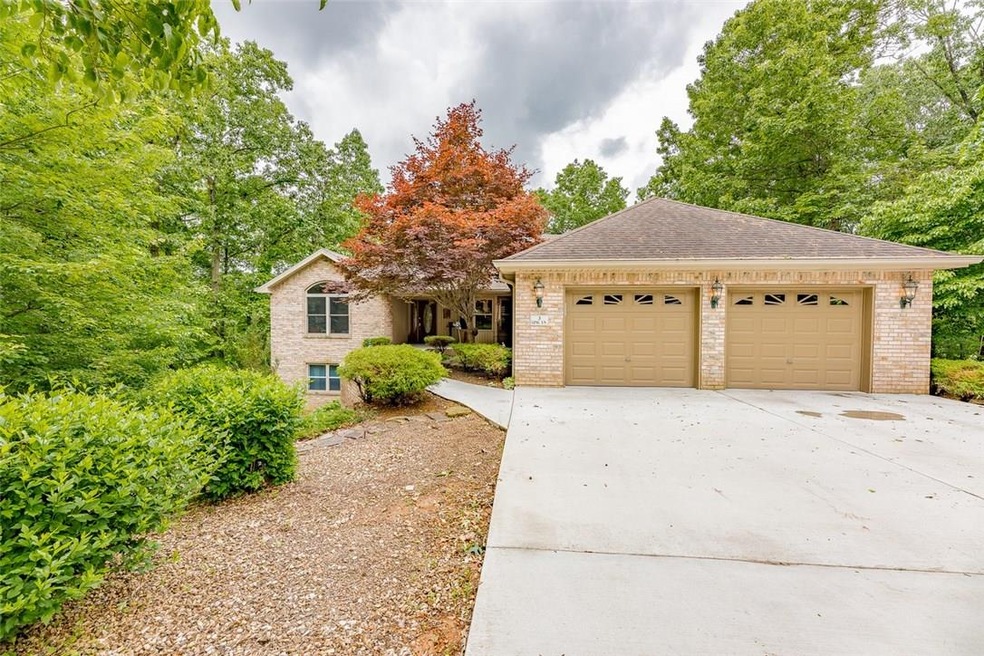 Near level drive and level walk to front door