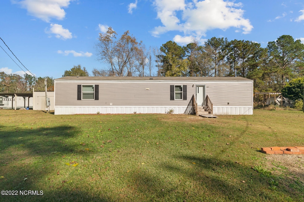 207 Patrick Alan Ln, Jacksonville, NC 28540 - photo 1