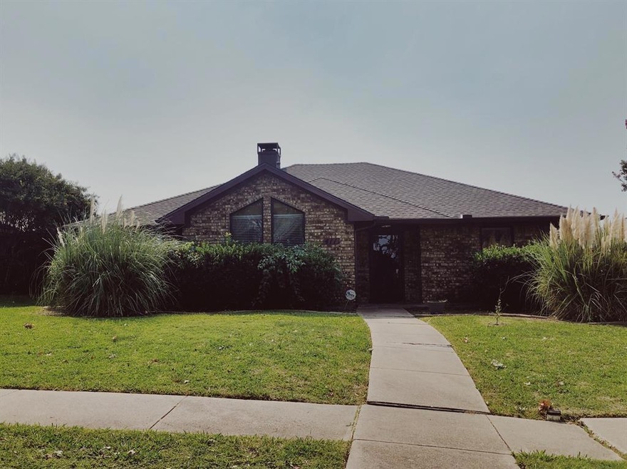 411 W Oak St, Wylie, TX 75098 - photo 1