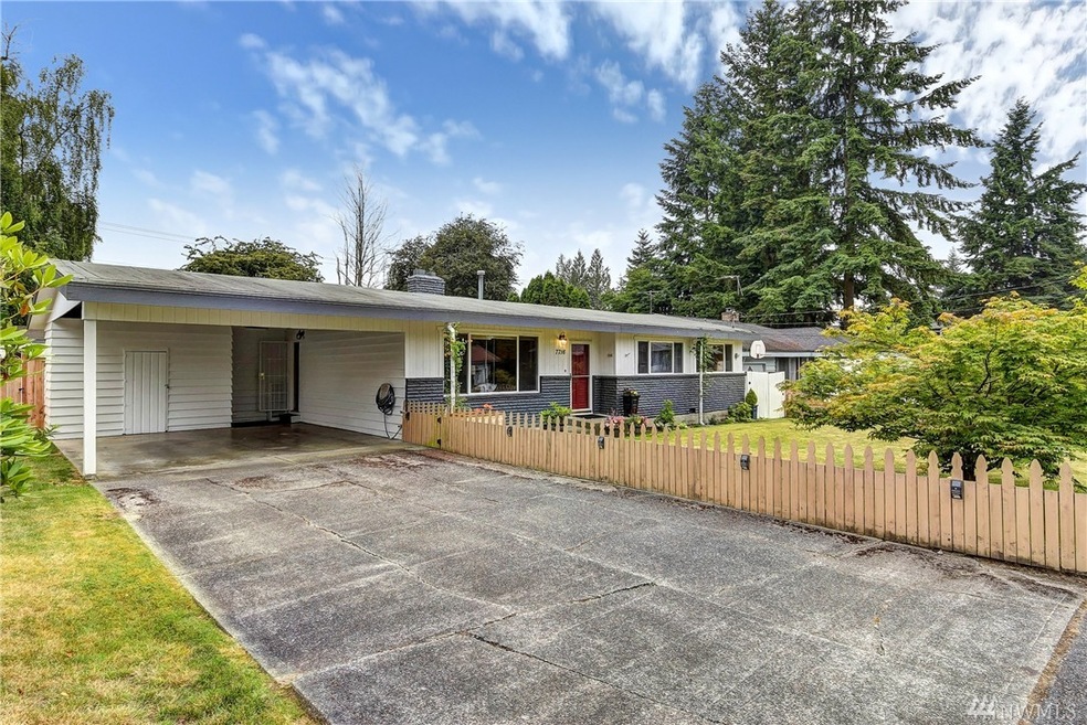 7716 195th St SW, Edmonds, WA 98026 - photo 1