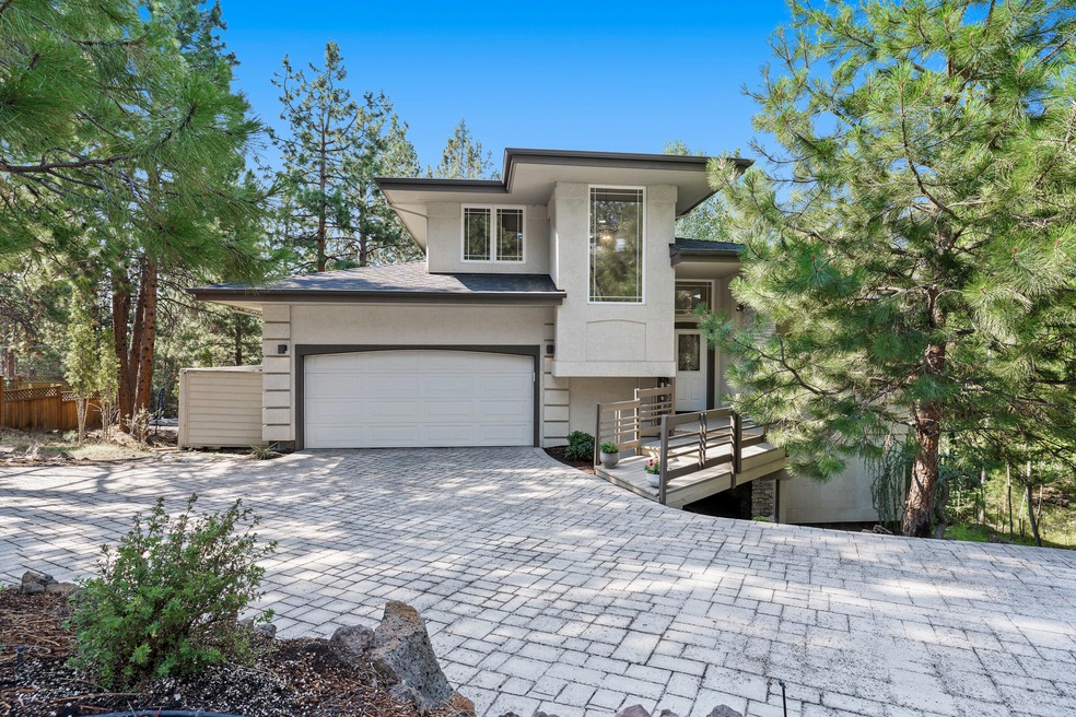 1917 SW Troon Ave, Bend, OR 97702 - photo 1