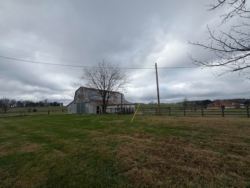 000 Urchin Dr, Stella, MO 64867 - photo 1