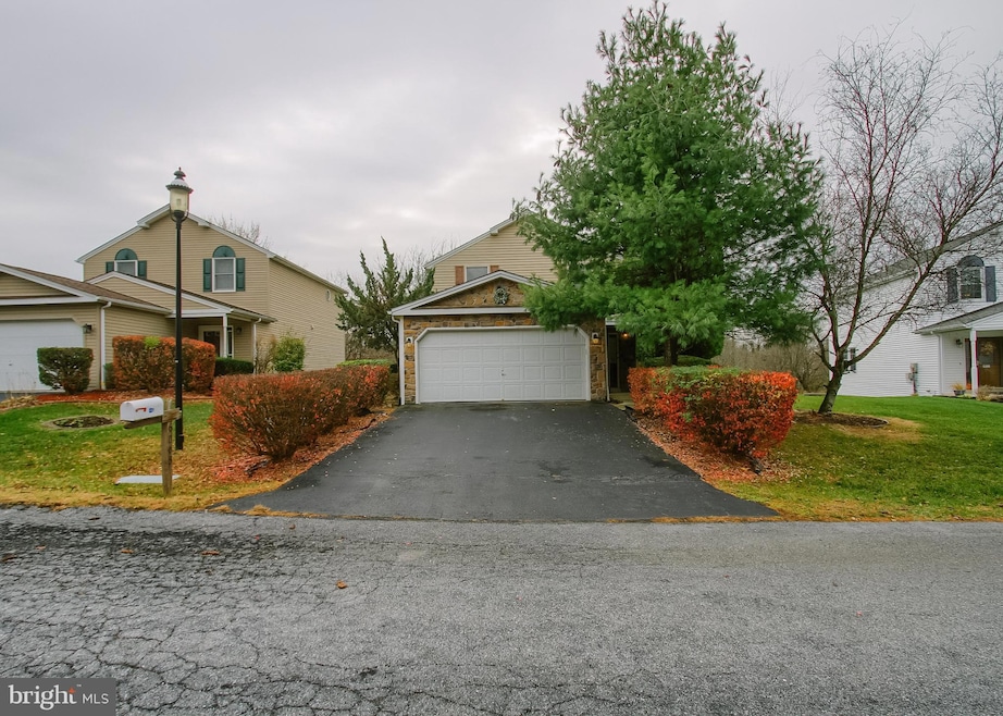 6065 Regent Dr, Harrisburg, PA 17112 - photo 1