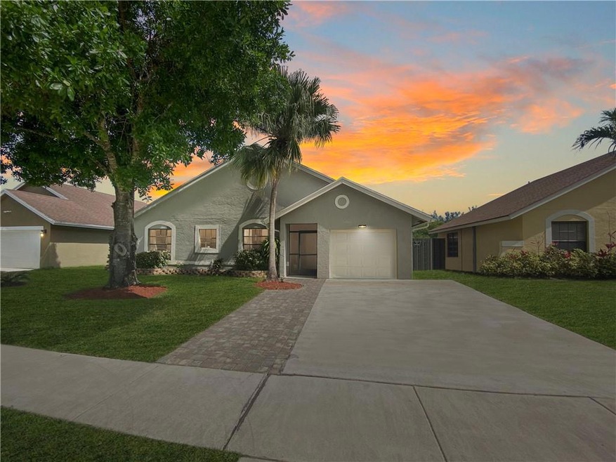 22492 Swordfish Dr, Boca Raton, FL 33428 - photo 1