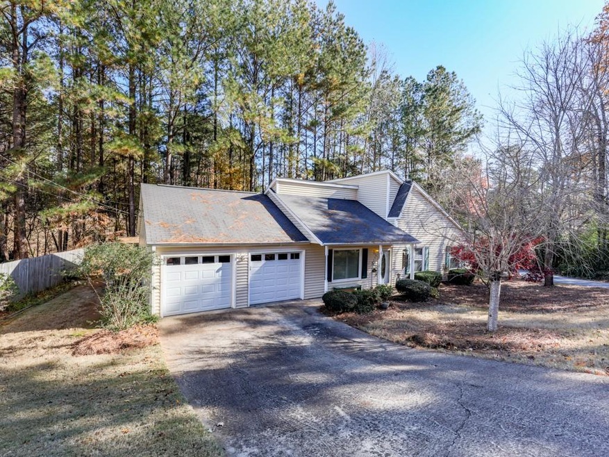 154 Riverchase Dr, Woodstock, GA 30188 - photo 1