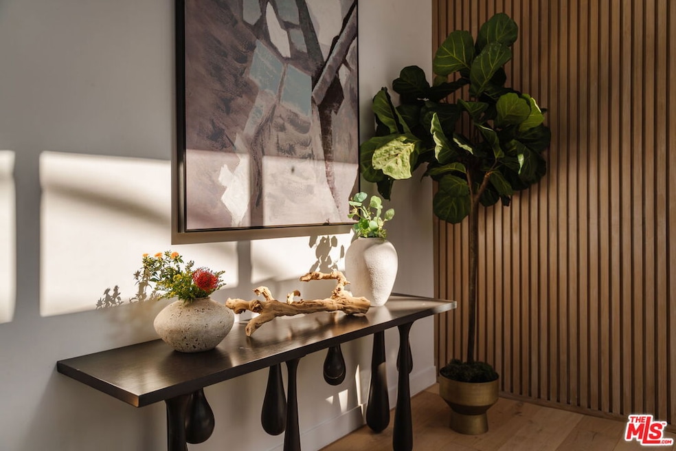 1666 Summitridge Dr, Beverly Hills, CA 90210 - photo 1