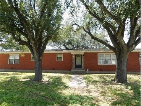 1406 4th St, Agua Dulce, TX 78330 - photo 1