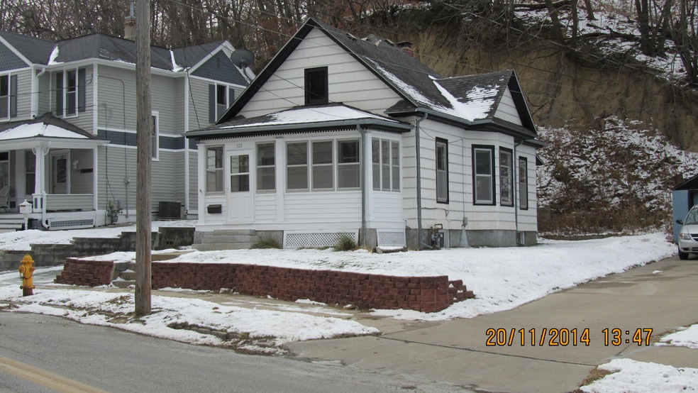 120 E Graham Ave 006