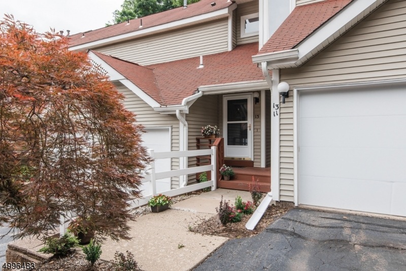 13 Heritage Ct unit 203, Oak Ridge, NJ 07438 - photo 1