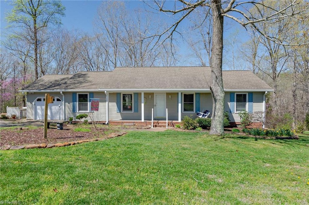 963 Rockcliff Terrace, Asheboro, NC 27205 - photo 1