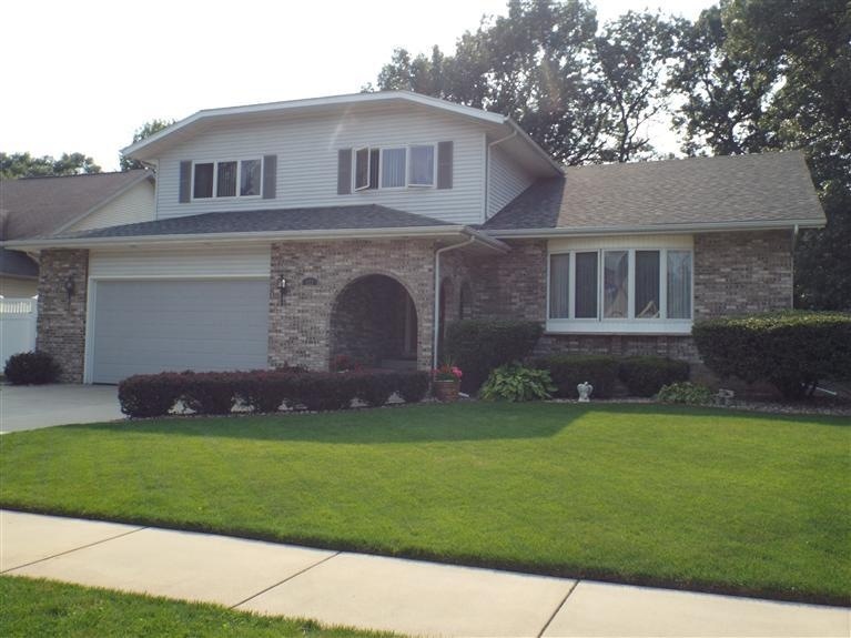 222 N Elgin St, Griffith, IN 46319 - photo 1