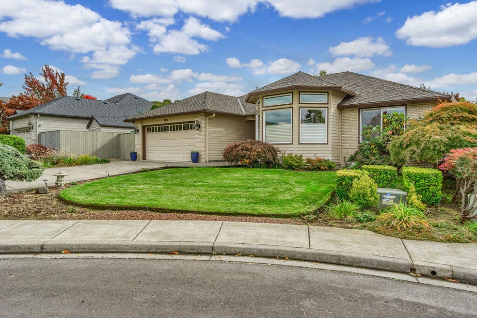 2482 Greenfield Ct, Medford, OR 97504 - photo 1