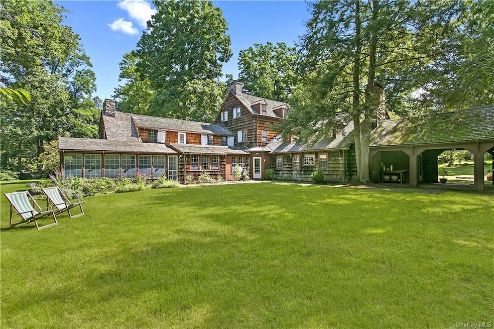 10 Overlook Dr, Chappaqua, NY 10514 - photo 1