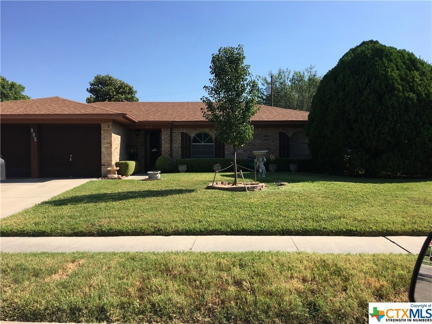 905 Holly St, Copperas Cove, TX 76522 - photo 1