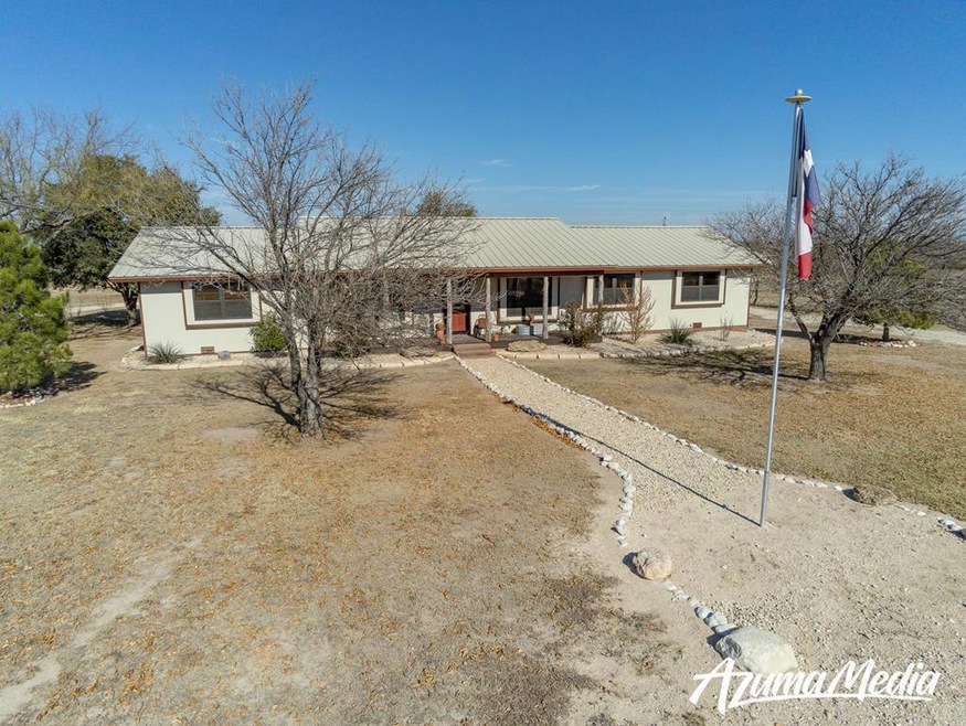 10978 Twin Lakes Ln, San Angelo, TX 76904 - photo 1