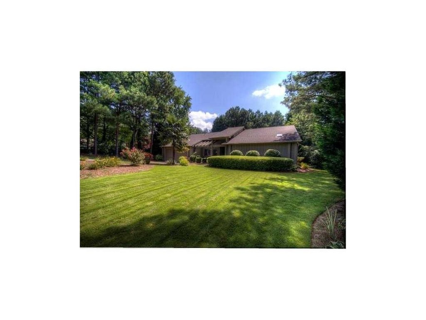 1614 Old Hunters Trace, Marietta, GA 30062 - photo 1