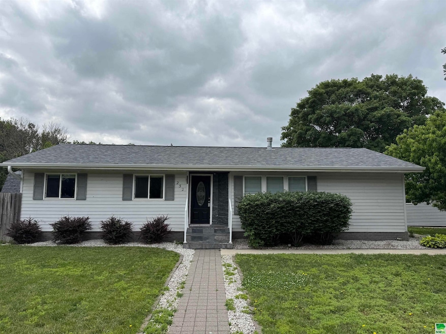 For Sale $165,000 • Co-Listing Agent
