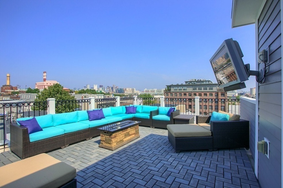 881 E 2nd St unit 11, Boston, MA 02127 - photo 1