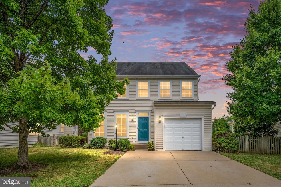 8963 Hanson Grove Ct, Manassas, VA 20109 - photo 1