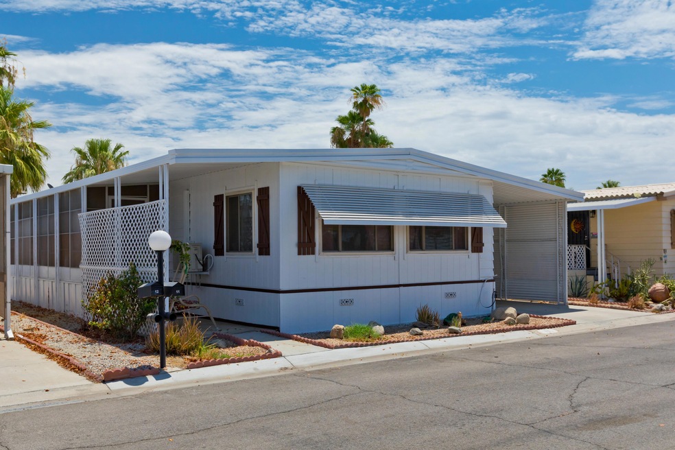 FB8672B8-32D9-4589-991B-B442C98BD1AA