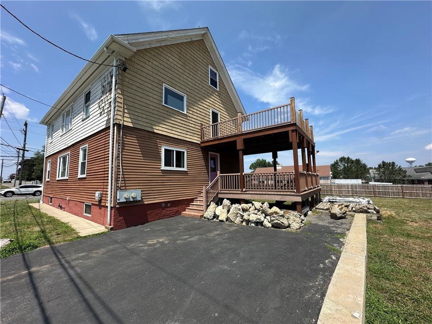 2872 Pawtucket Ave unit 1, East Providence, RI 02915 - photo 1