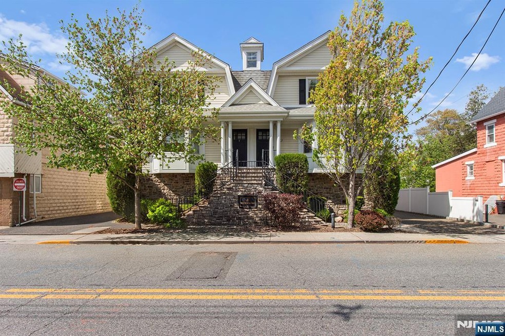 60 E Madison Ave unit 4, Dumont, NJ 07628 - photo 1