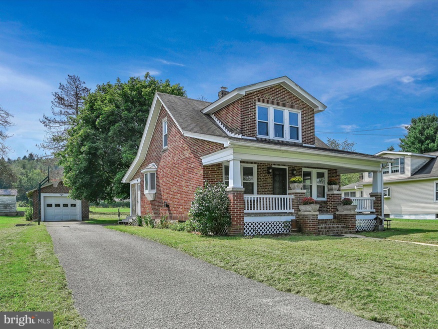 1017 Park Dr, Tamaqua, PA 18252 - photo 1