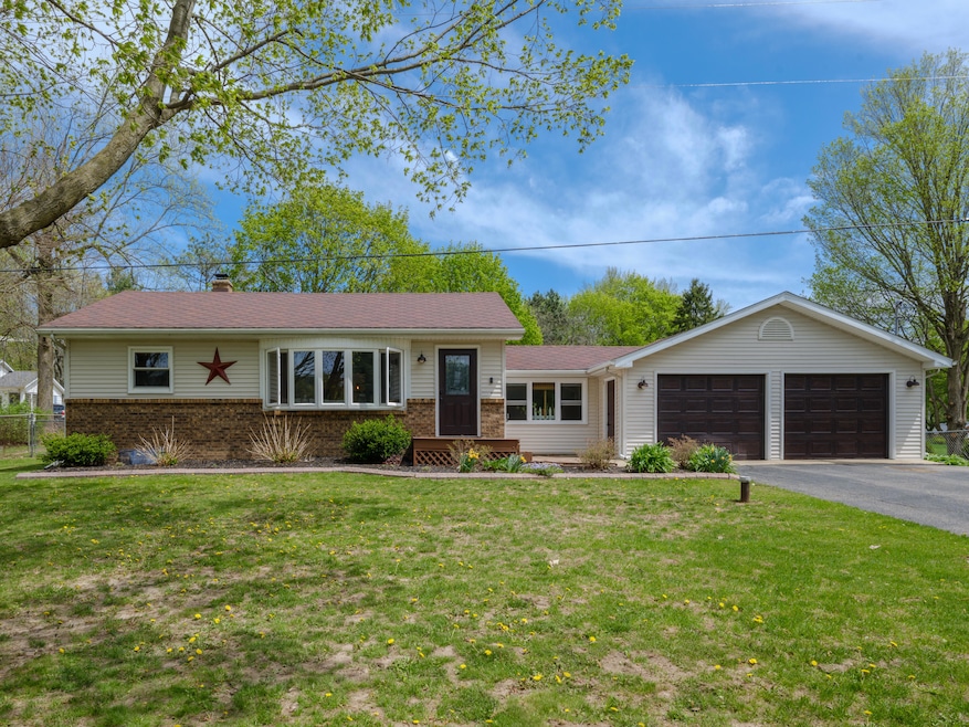 934 N 7th St-102