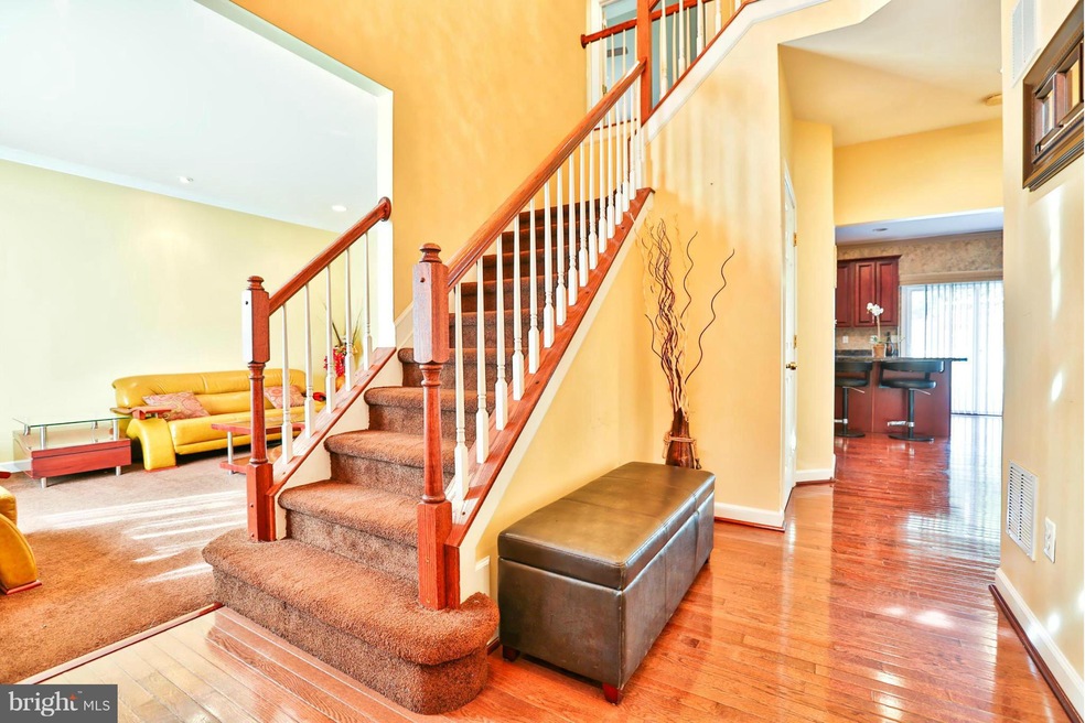 202 Earhart Ct, Owings Mills, MD 21117 - photo 1