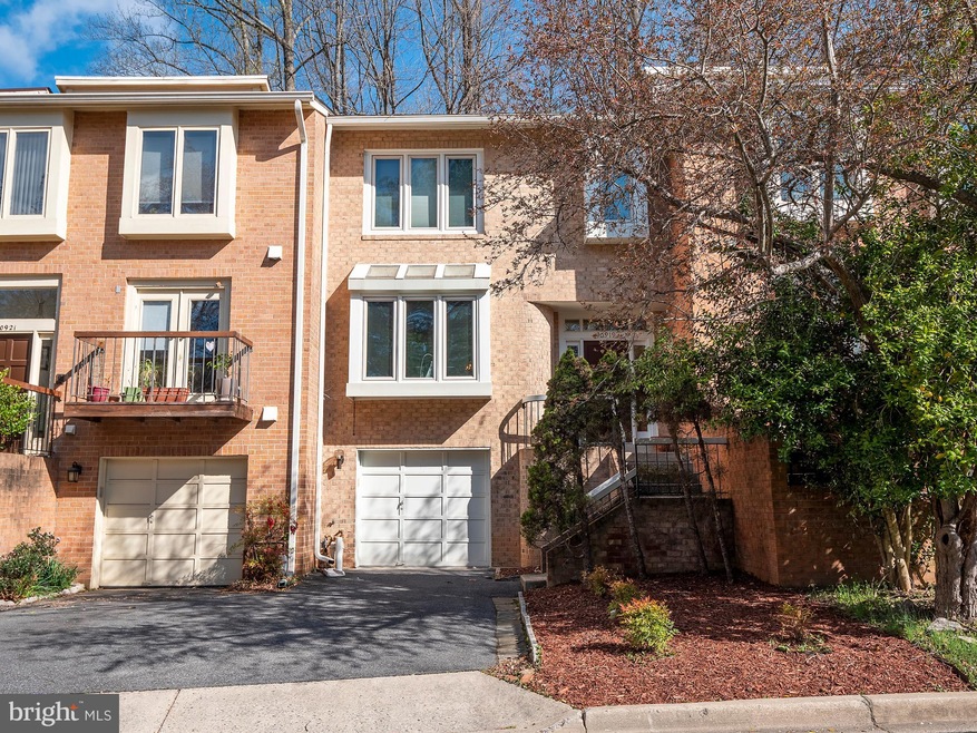 10919 Whiterim Dr, Potomac, MD 20854 - photo 1