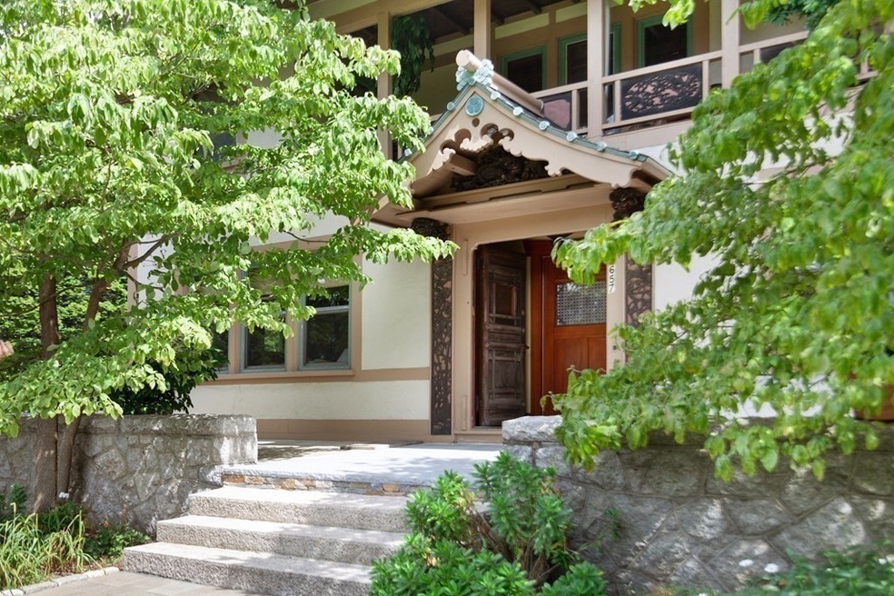 657 Highland Ave, Fall River, MA 02720 - photo 1