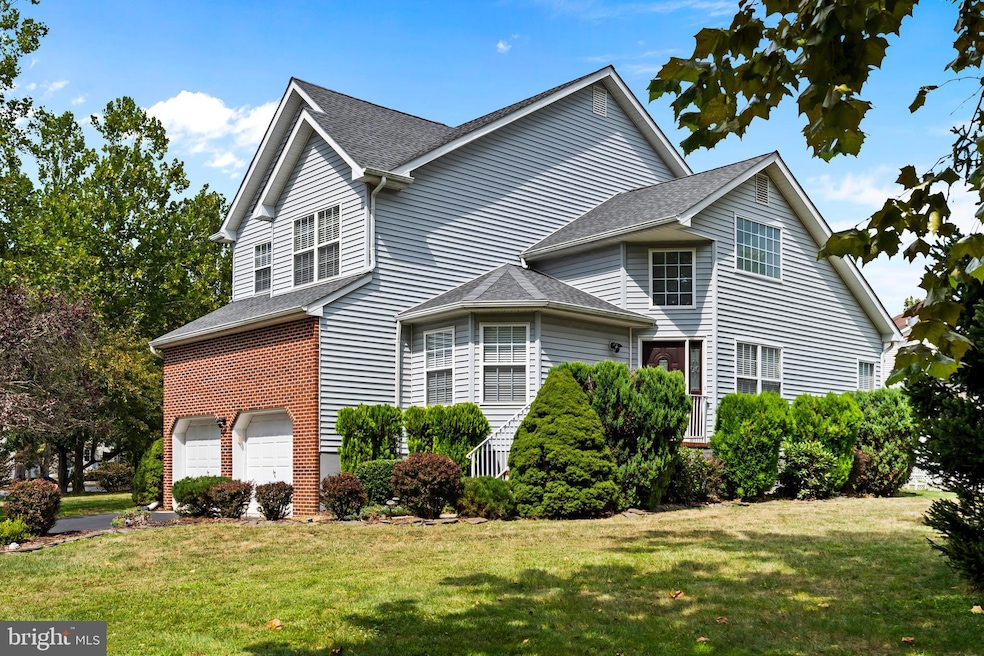 For Sale $749,000 • Co-Listing Agent