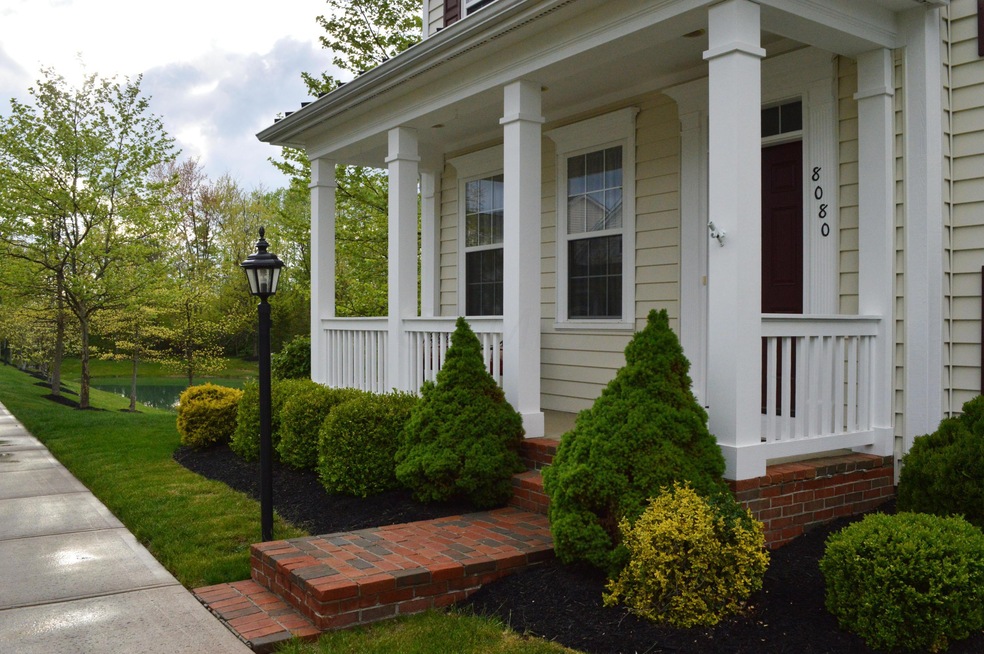 Frotn Porch