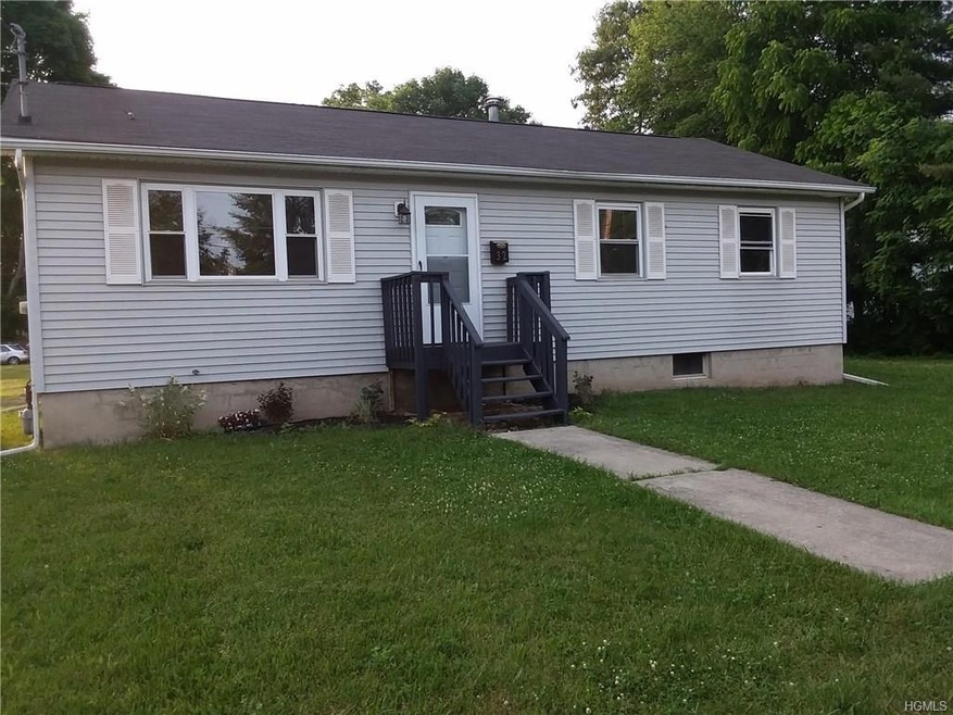 32 Center St, Port Jervis, NY 12771 - photo 1