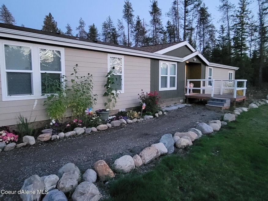 32268 N Roberts Rd, Athol, ID 83801 - photo 1