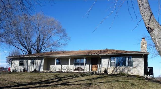 34110 W 359th St, Osawatomie, KS 66064 - photo 1