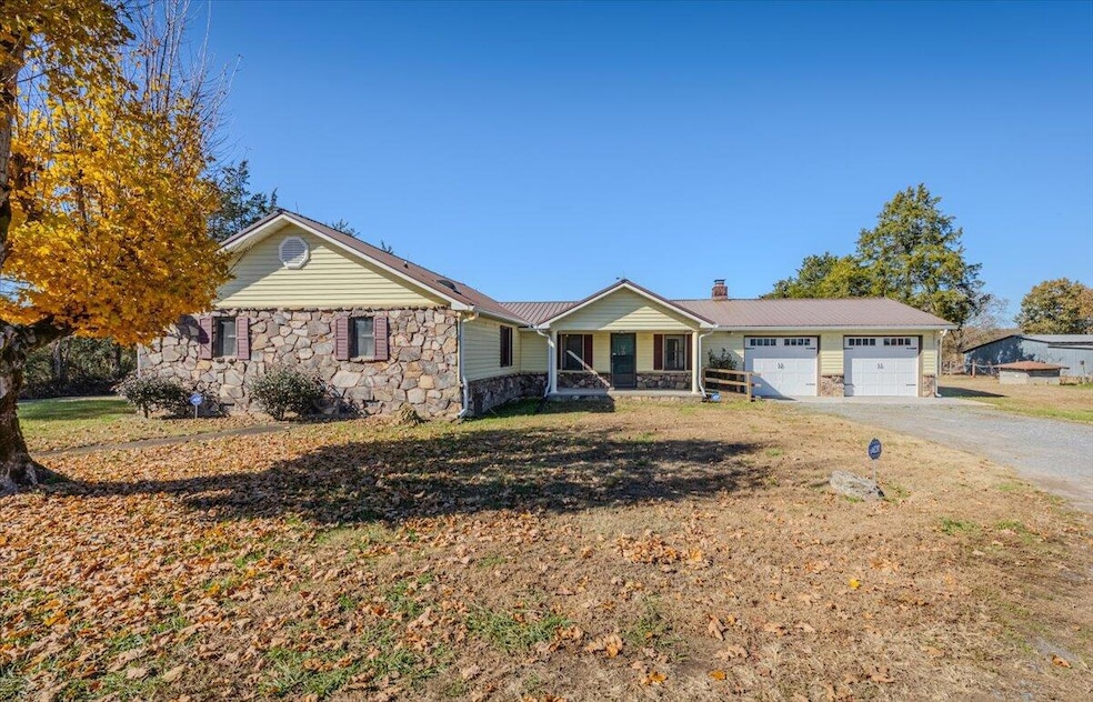 602 Moore Rd, Charleston, TN 37310 - photo 1