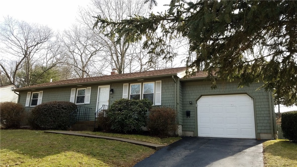 14 Campbell St, West Warwick, RI 02893 - photo 1