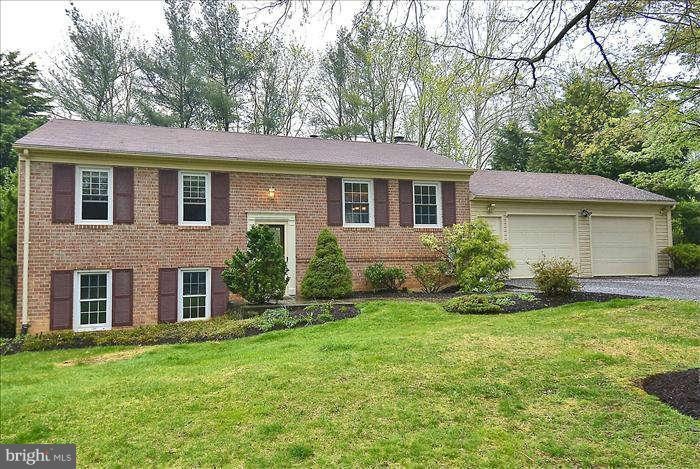 15037 Joshua Tree Rd, North Potomac, MD 20878 - photo 1