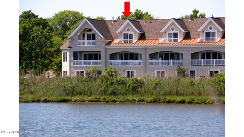 9 Waters Edge with Arrow