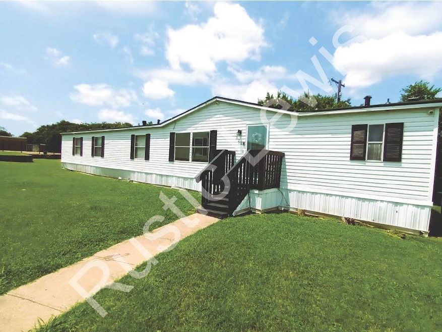 Entrance Deck/Front