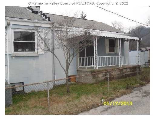 307 91st St, Charleston, WV 25315 - photo 1