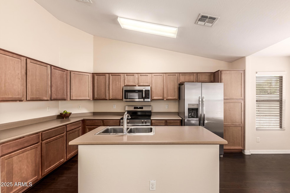 809 S 113th Ave, Avondale, AZ 85323 - photo 1