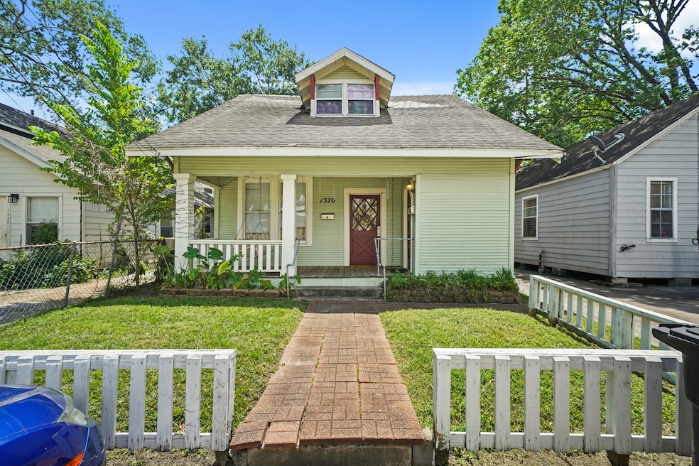 1320 Alexander duplex Great investment opportunity