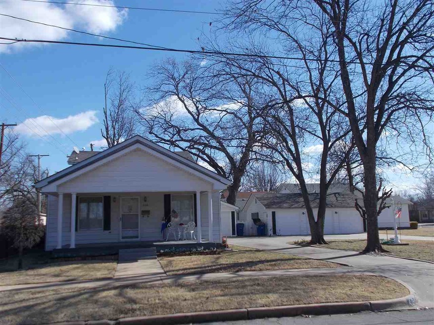 406 N 9th St, Duncan, OK 73533 - photo 1