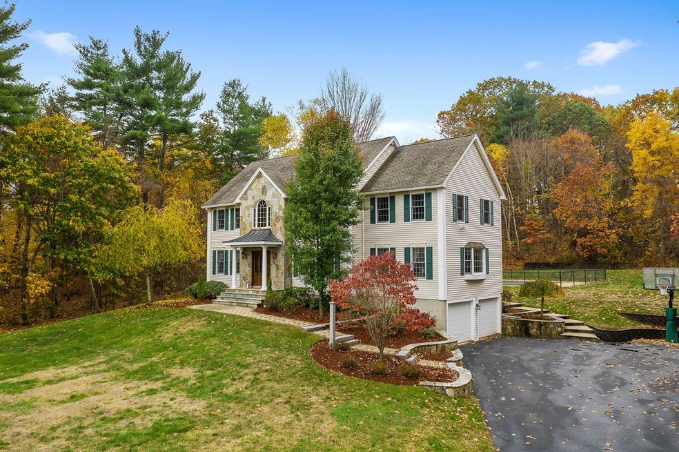 7 Holstein Dr, Pelham, NH 03076 - photo 1