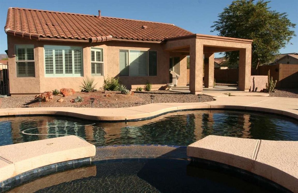 Heated Pebble Tec Pool & Spa!