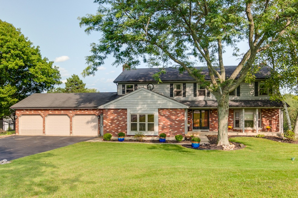 11978 Devonshire St, Algonquin, IL 60102 - photo 1