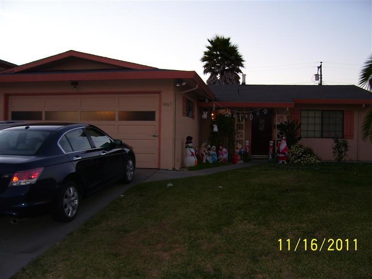 Front of Property pic#1